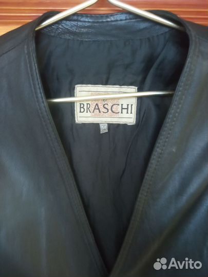 Жилетка безрукавка