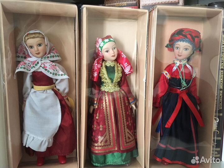 Куклы в народных костюмах от Deagostini 30 штук