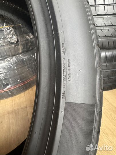 Pirelli P Zero PZ4 325/30 R23 109Y