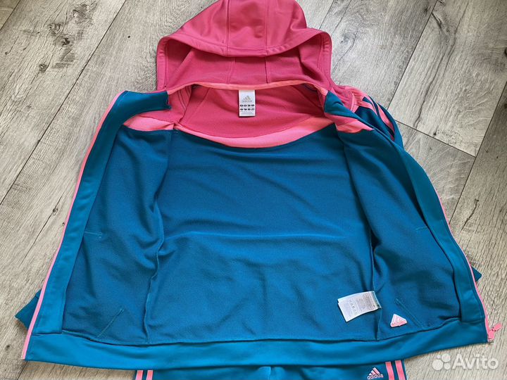 Спортивный костюм adidas