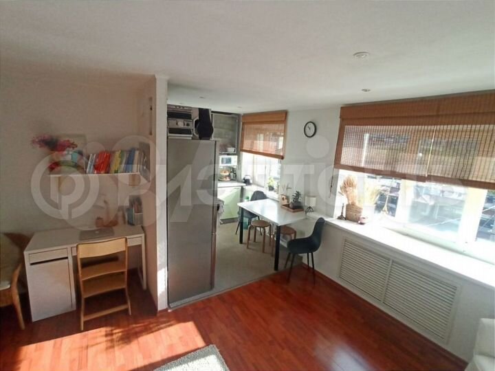 2-к. квартира, 43 м², 5/5 эт.