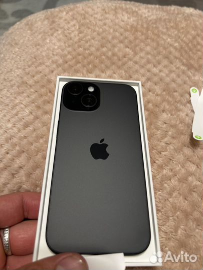 iPhone 15, 128 ГБ
