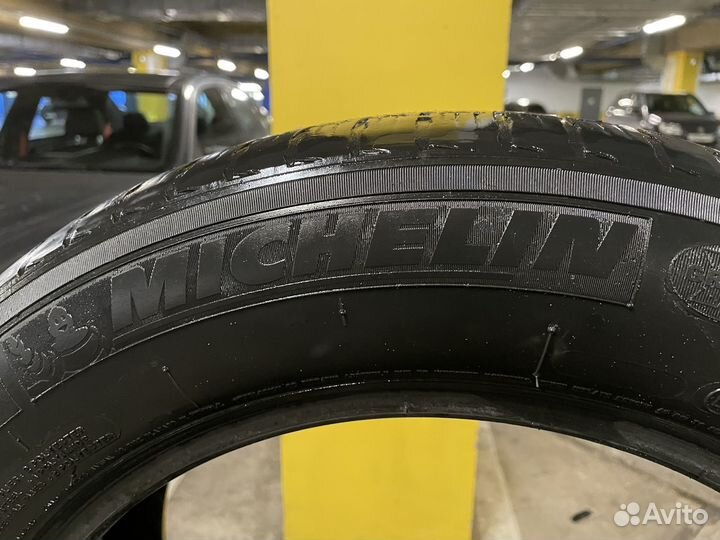 Michelin X-Ice 215/60 R17