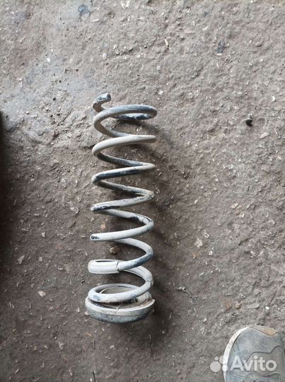Пружина задняя Ford Focus 1 USA