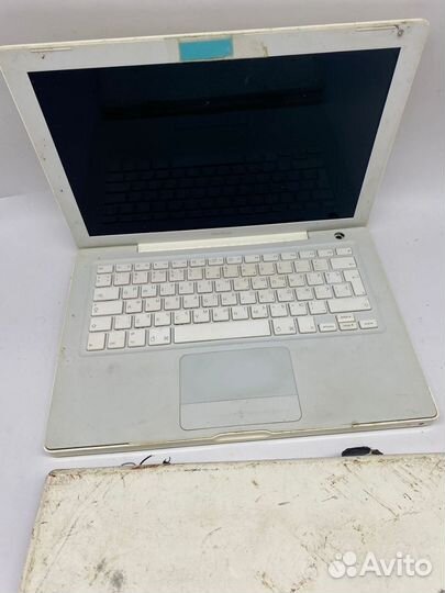 Ноутбук MacBook a1181 2008 2 шт