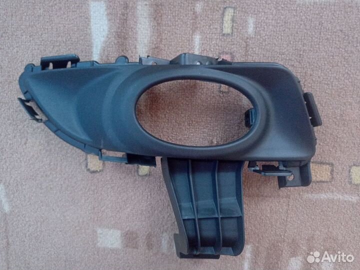 Рамки противотуманной фары