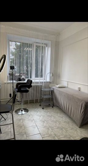 Рабочее место бровисту визажиста