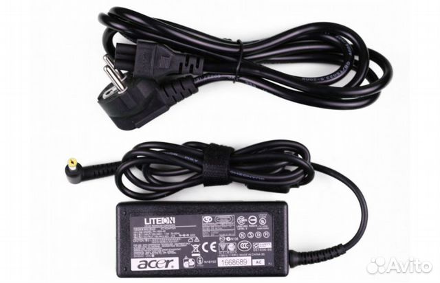 Блок питания (зарядка) Acer Aspire One D257 (19V/3