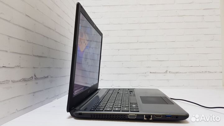Мощный ноутбук Aсer 4потока/2видеокарты/4Gb/SSD
