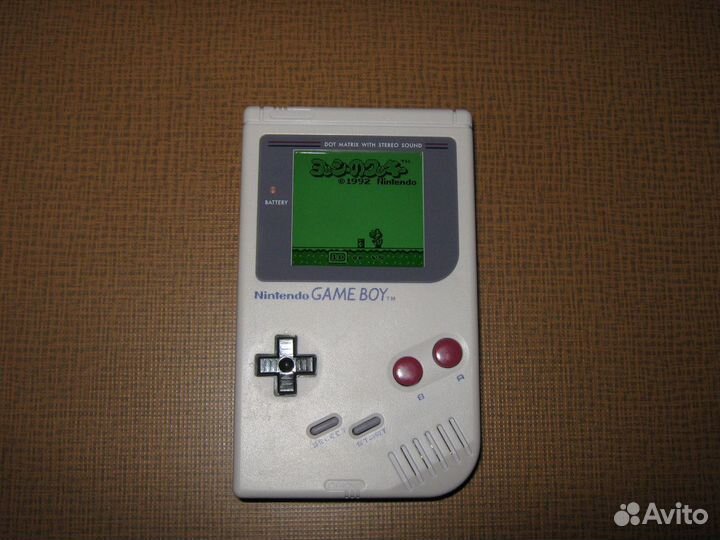 Game Boy (новый IPS экран)