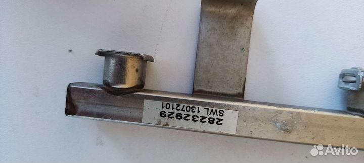 Топливная рампа с форсунками Geely