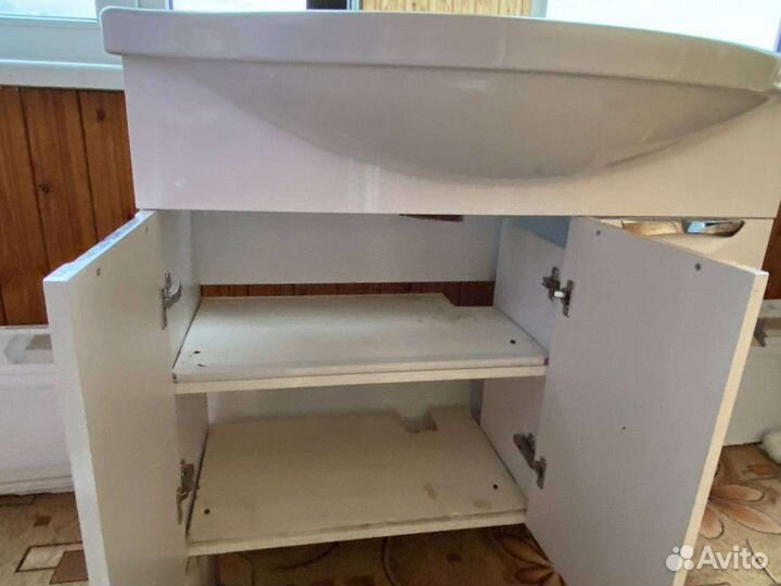 Тумба для ванной,зеркало