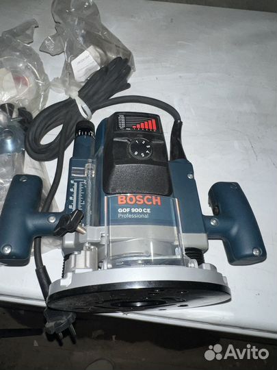 Фрезер bosch gof 900