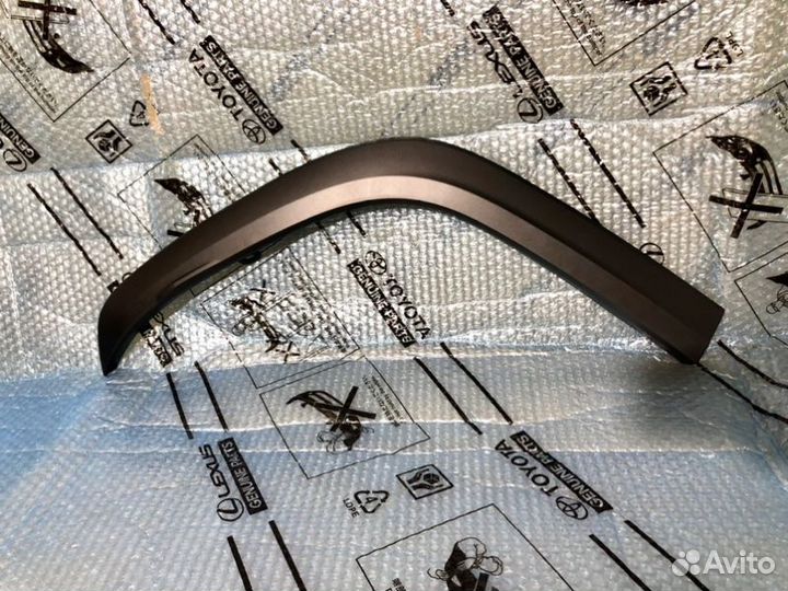 Расширитель крыла задний правый Toyota Lc 300