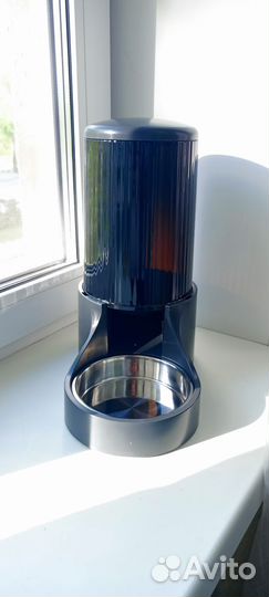 Автокормушка для кошек