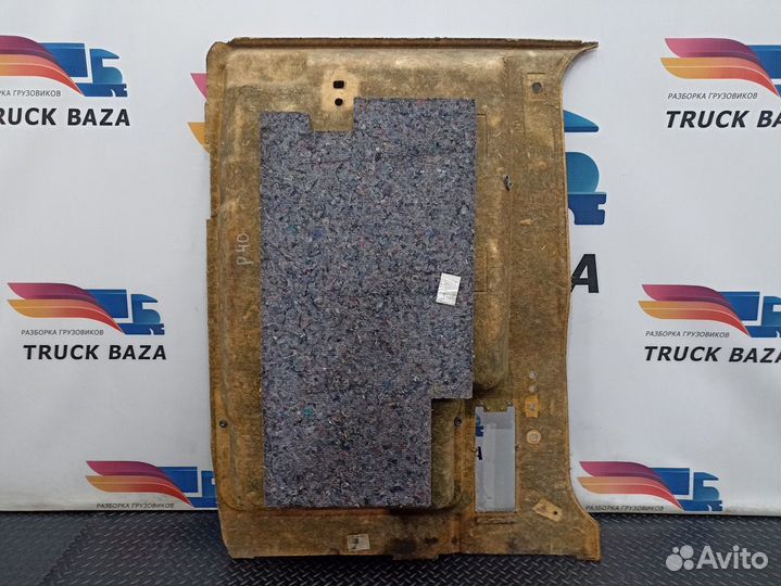 7421281244 Обшивка боковой стенки правая