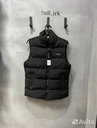 Жилетка Calvin Klein – комфорт и стиль в одном