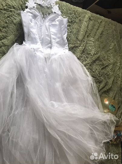 Свадебные платья