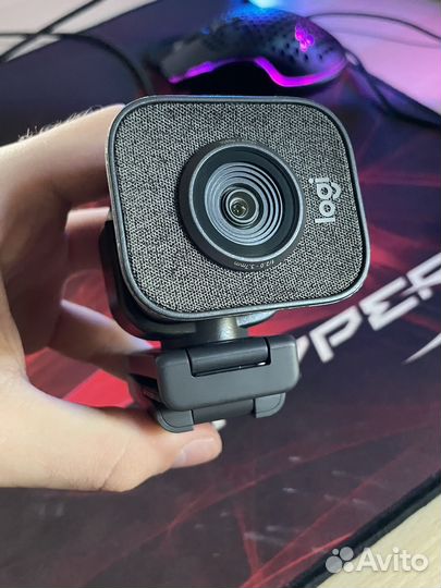 Веб-камера Logitech Full HD StreamCam