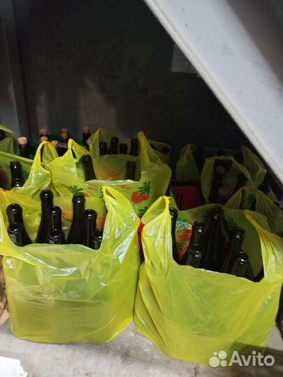 Бутылка с пробкой