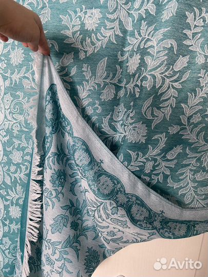 Шарфы и палантины