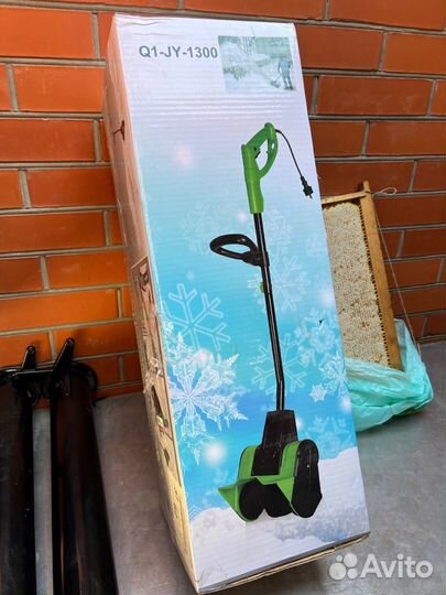 Снегоуборщик электрический biotorg Q1-JY-1300