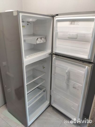 Холодильник Samsung RT45ebmt