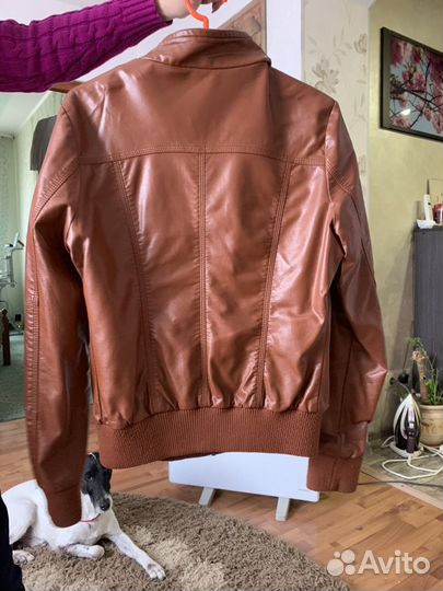 Ненатуральная Куртка на весну и осень