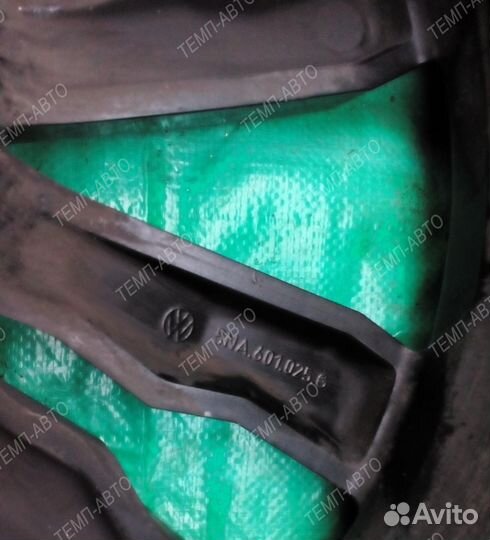 R20 Pirelli Scorpion Verde 255/40, PCD 5x112 DIA 57.1