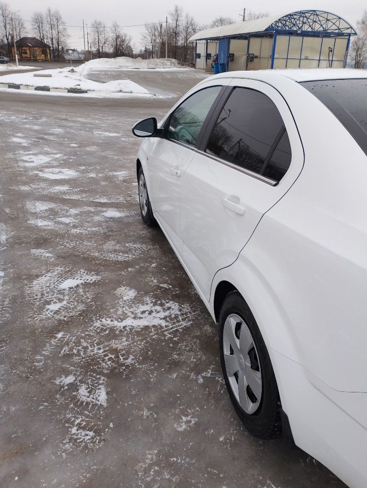 Chevrolet Aveo: фото владельца