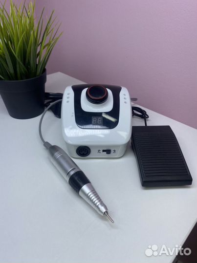 Аппарат для маникюра и педикюра -Drill Pro DM 206