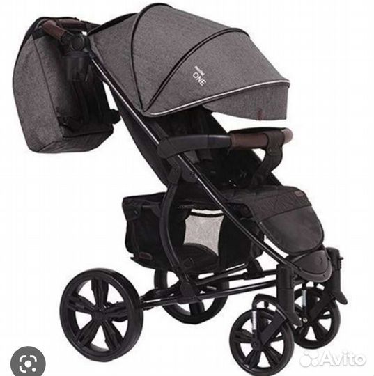 Коляска всесезонная