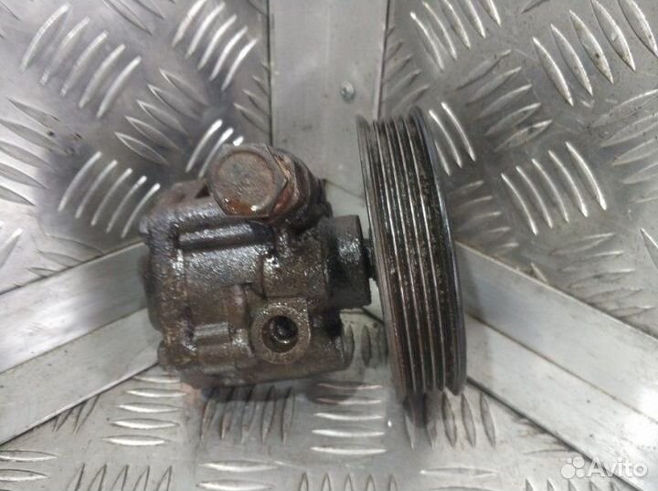 Насос гура Kia Bongo PU J3 2006