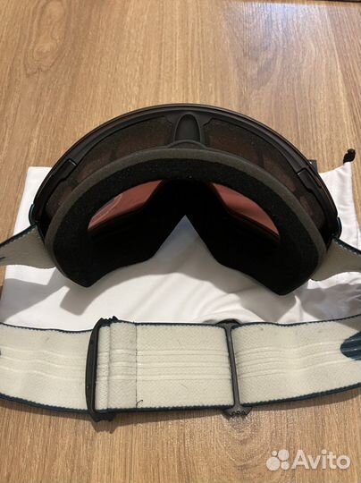 Горнолыжная маска Oakley