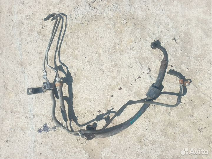 Трубка гура Hyundai Accent 2