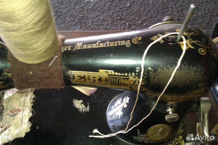 Ножная швейная машина