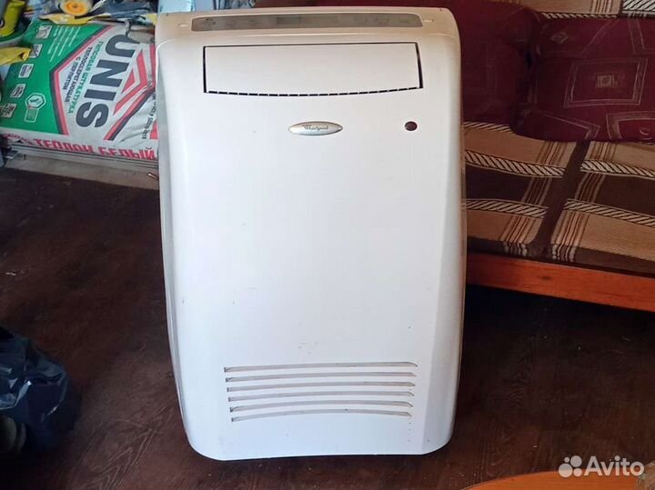 Напольный кондиционер Whirlpool