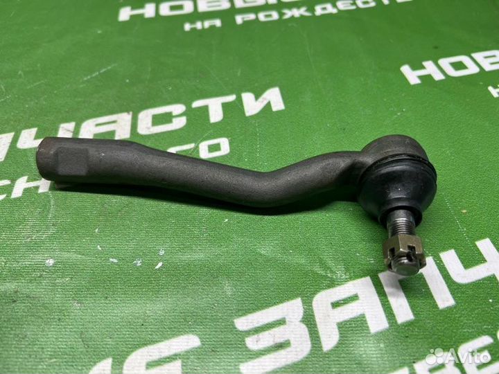 Рулевой наконечник Toyota Avensis 2000