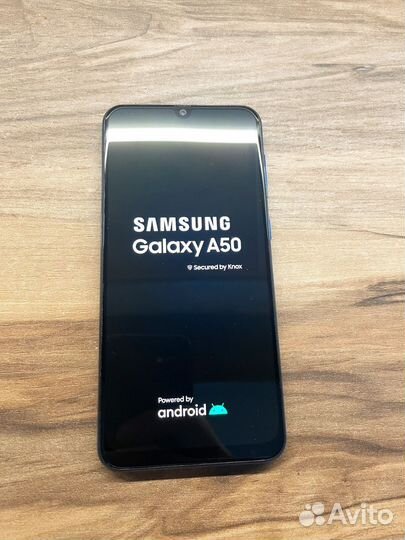 Samsung Galaxy A50, 4/64 ГБ