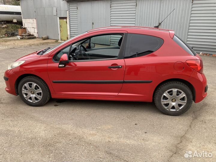 Peugeot 207 1.4 МТ, 2008, 203 000 км
