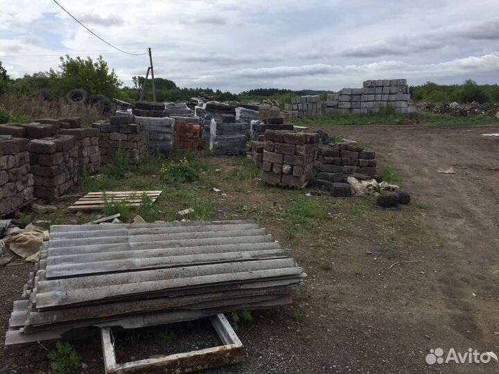 Продаю стройматериал б/у, плиты, блоки, кирпич и