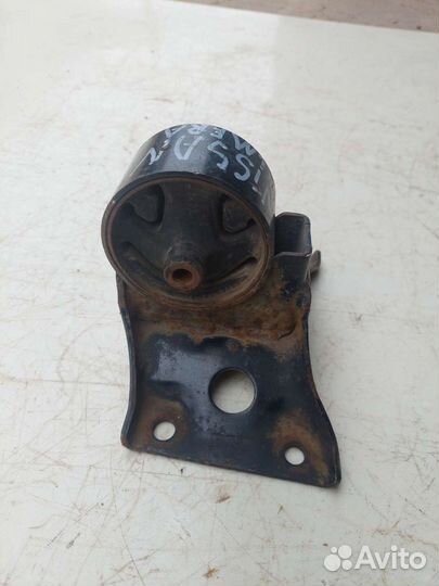 Подушка кпп на Ниссан Алмера н16