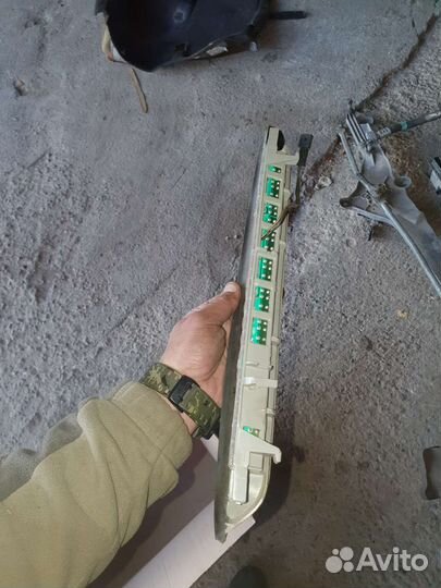 Задний стоп на бмв 645 е63