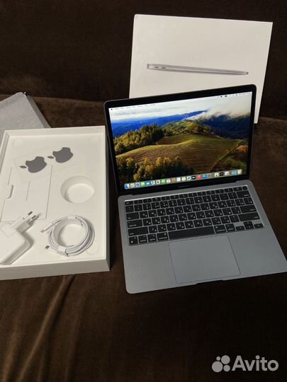 Apple MacBook Air M1 13 8/256Gb