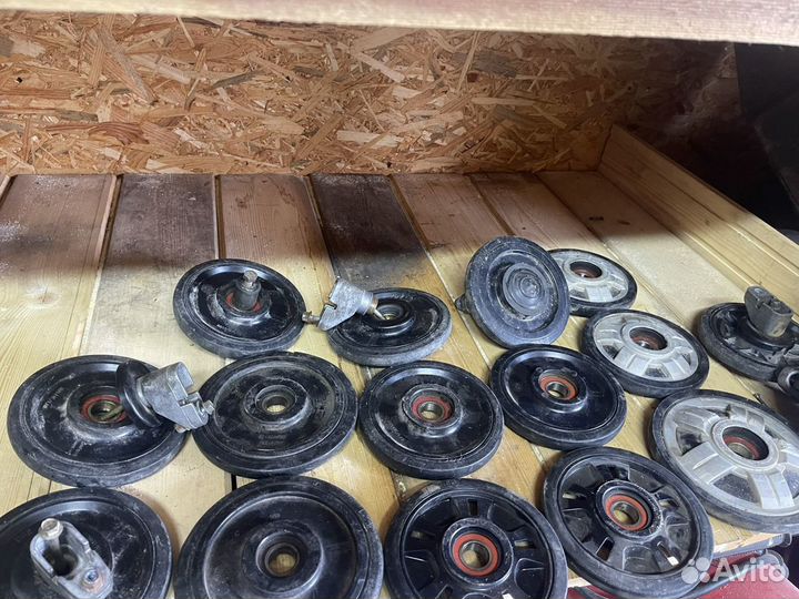 Катки для снегохода brp xu платформа