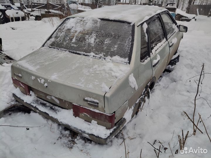 ВАЗ 21099 1.6 МТ, 2002, битый, 150 000 км