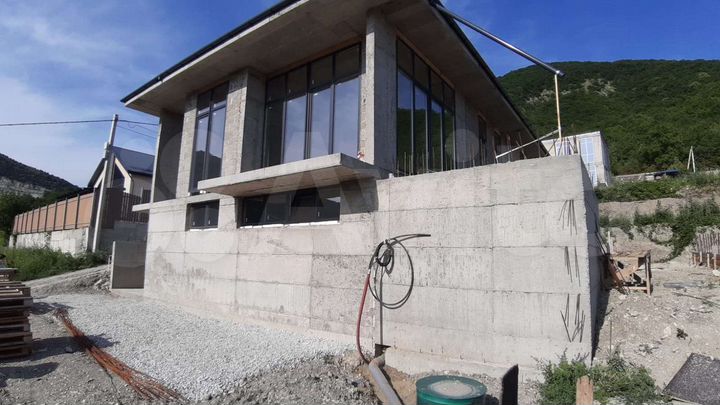 Дом 218,5 м² на участке 3 сот.