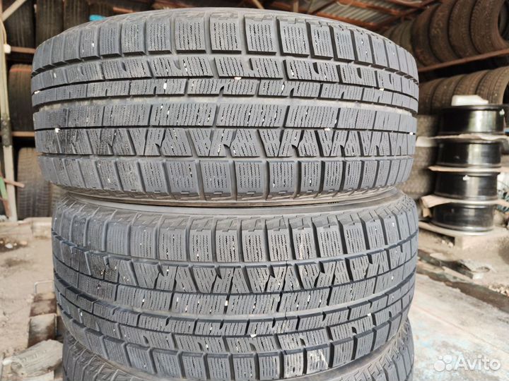 Yokohama Ice Guard IG50+ 215/55 R17