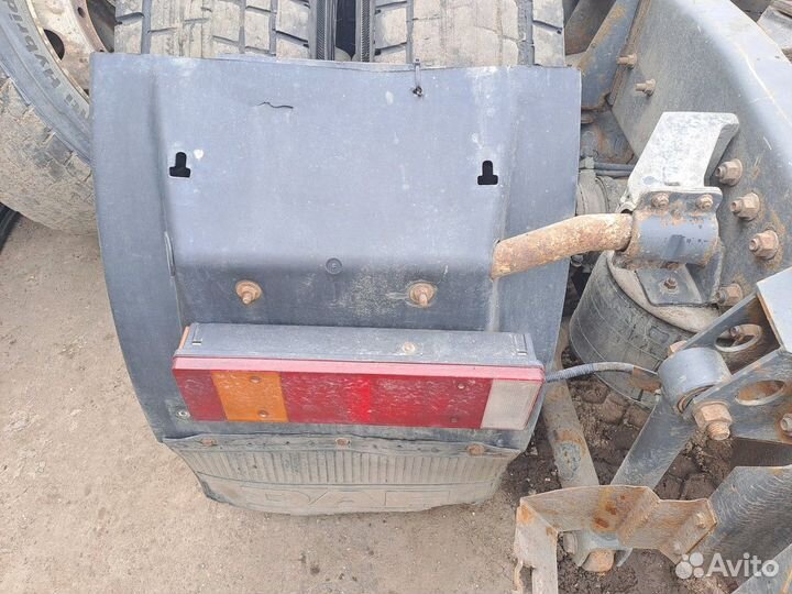 Крыло заднее задняя часть