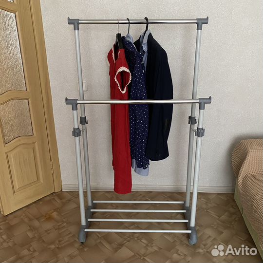 Вешалка напольная sheffilton